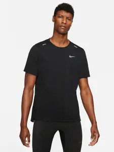 Nike Men Black Solid DF RISE 365 SS T-shirt