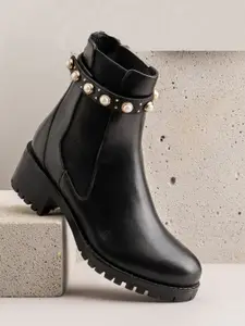 Saint G Black Imitation Pearl Embellished Leather Chelsea Boots