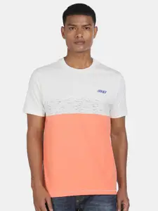 Aeropostale Men White & Peach-Coloured Colourblocked T-shirt