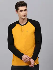 Campus Sutra Men Mustard Yellow & Black Colourblocked Henley Neck T-shirt