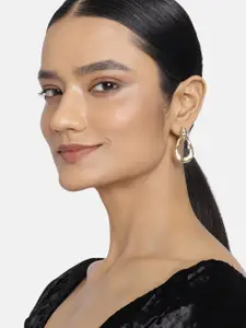 Estele Gold-Toned & Black Contemporary Drop Earrings