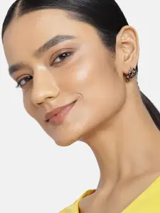 Estele Women Gold-Toned & Black Contemporary Studs