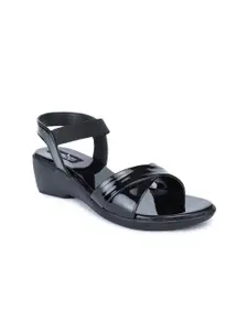 SAPATOS Black Wedge Sandals