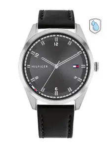 Tommy Hilfiger Men Grey Dial & Black Leather Straps Analogue Watch