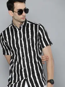 The Indian Garage Co Men Black & White Slim Fit Striped Casual Shirt
