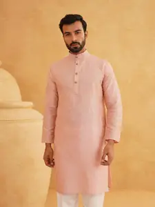 SOJANYA Men Pink & Golden Kurta
