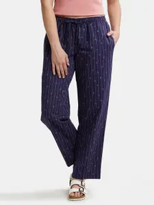 Jockey Women Blue & Pink Checked Relaxed Fit Cotton Lounge Pants