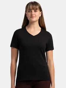 Jockey Solid Super Combed Cotton Stretch Regular Fit Tshirt-1359