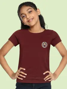 UTH by Roadster Girls Maroon Pure Cotton Solid T-shirt