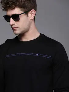WROGN Men Black Solid Slim Fit T-shirt