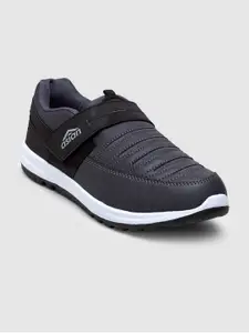 ASIAN Men Grey & Black Textured Running Shoes