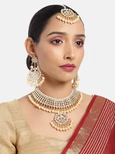 ASMITTA JEWELLERY Women Gold-Toned Kundan Pearl Studded Necklace Set with Maang Tika