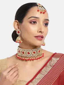 ASMITTA JEWELLERY Women 18K Gold-Toned & Coral Kundan Beaded Necklace Set with Maang Tika