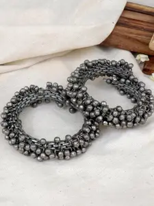 TEEJH Women Silver-Toned Oxidised Silver-Plated Bangle-Style Bracelet