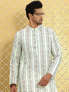 Ode by House of Pataudi Men Off White & Green Floral Printed Floral Kurta