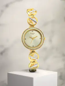 Titan Women Gold-Toned Analogue Watch
