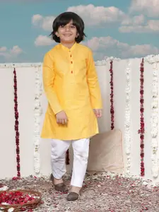 VASTRAMAY Boys Orange & White Solid Cotton Blend Regular Kurta With Pyjamas