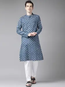 See Designs Men Blue Geometric Checked Kurta