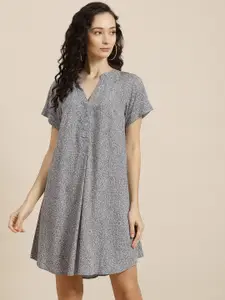 Qurvii Grey Floral A-Line Dress