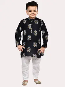 Superminis Boys Pure Cotton Gold Foil Printed Black & White Kurta Pyjama Set