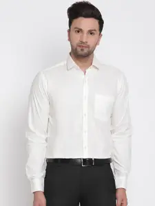 Copperline Men White Slim Fit Opaque Pure Cotton Formal Shirt