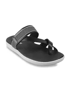 Mochi Mochi Men Black & White Solid Casual Comfort Sandals