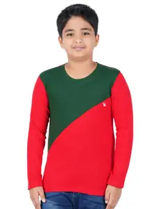 Kiddeo Boys Green & Red Colourblocked Slim Fit T-shirt