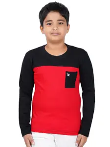 Kiddeo Boys Red & Black Colourblocked Pockets Slim Fit T-shirt