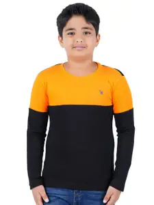 Kiddeo Boys Orange & Black Colourblocked Slim Fit T-shirt