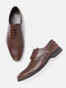 House of Pataudi Men Coffee Brown Textured Leather Formal Derbys with Pouch