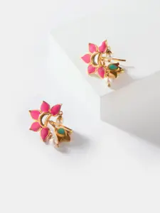 SHAYA Gold-Toned Contemporary Stud Earrings