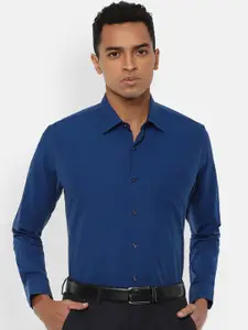 Van Heusen Men Navy Blue Slim Fit Opaque Casual Shirt