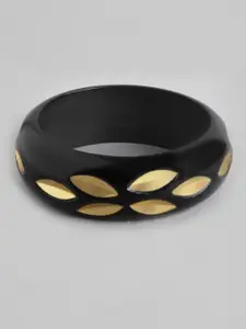 RICHEERA Women Black & Gold-Toned Bangle-Style Bracelet