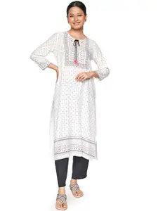 Global Desi Women White Geometric Printed Kurta
