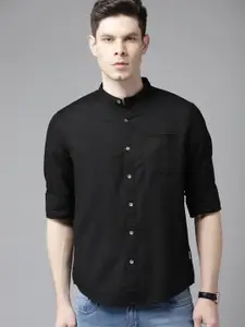 BEAT LONDON by PEPE JEANS Men Black Pure Cotton Solid Slim Fit Casual Shirt
