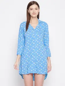 Hypernation Women Blue & White Floral Printed Shirt Night Dress