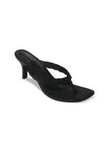 Bowtoes Black Kitten Pumps with Bows