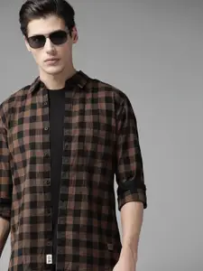 Roadster Men Brown & Black Buffalo Checked Pure Cotton Sustainable Casual Shirt