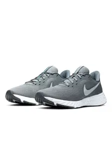 Nike Men Woven Design Revolution 5 Running Shoes
