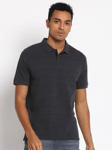 Lee Men Grey Self-striped Polo Collar Cotton T-shirt