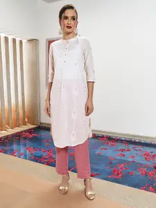 W Women Off White & Golden Pure Cotton Ethnic Motifs Printed Straight Kurta