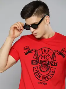 Wrangler Men Red Typography Printed Raw Edge T-shirt