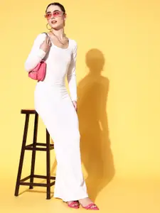 Veni Vidi Vici Off White Solid Maxi Dress