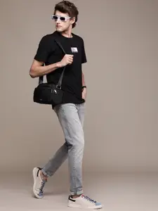 Calvin Klein Jeans Men Black Solid Pure Cotton T-shirt