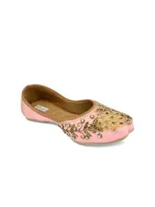 DESI COLOUR Women Pink Embellished Leather Ethnic Mojaris Flats