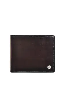 Eske Men Brown Textured Leather Two Fold Wallet