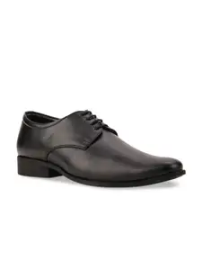 Bata Men Black Solid Formal Derbys