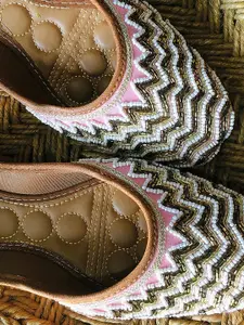 DESI COLOUR Women Pink & Brown Embellished Ethnic Mojaris