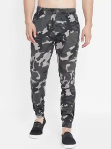 SAPPER Men Grey Camouflage Printed Slim Fit Easy Wash Joggers Trousers