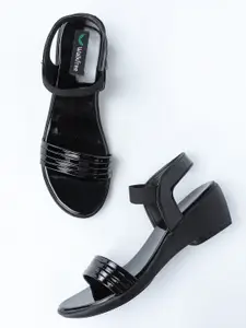 Walkfree Black Textured Block Sandals with Buckles